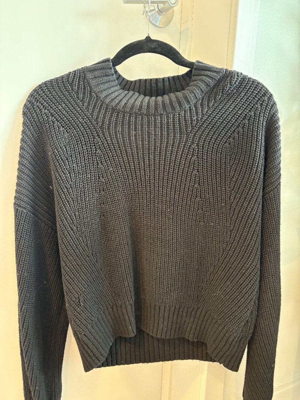 525 America Black Chunky Knit Sweater Size Medium